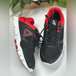 Reebok Men’s Black and Red Athletic Trainers